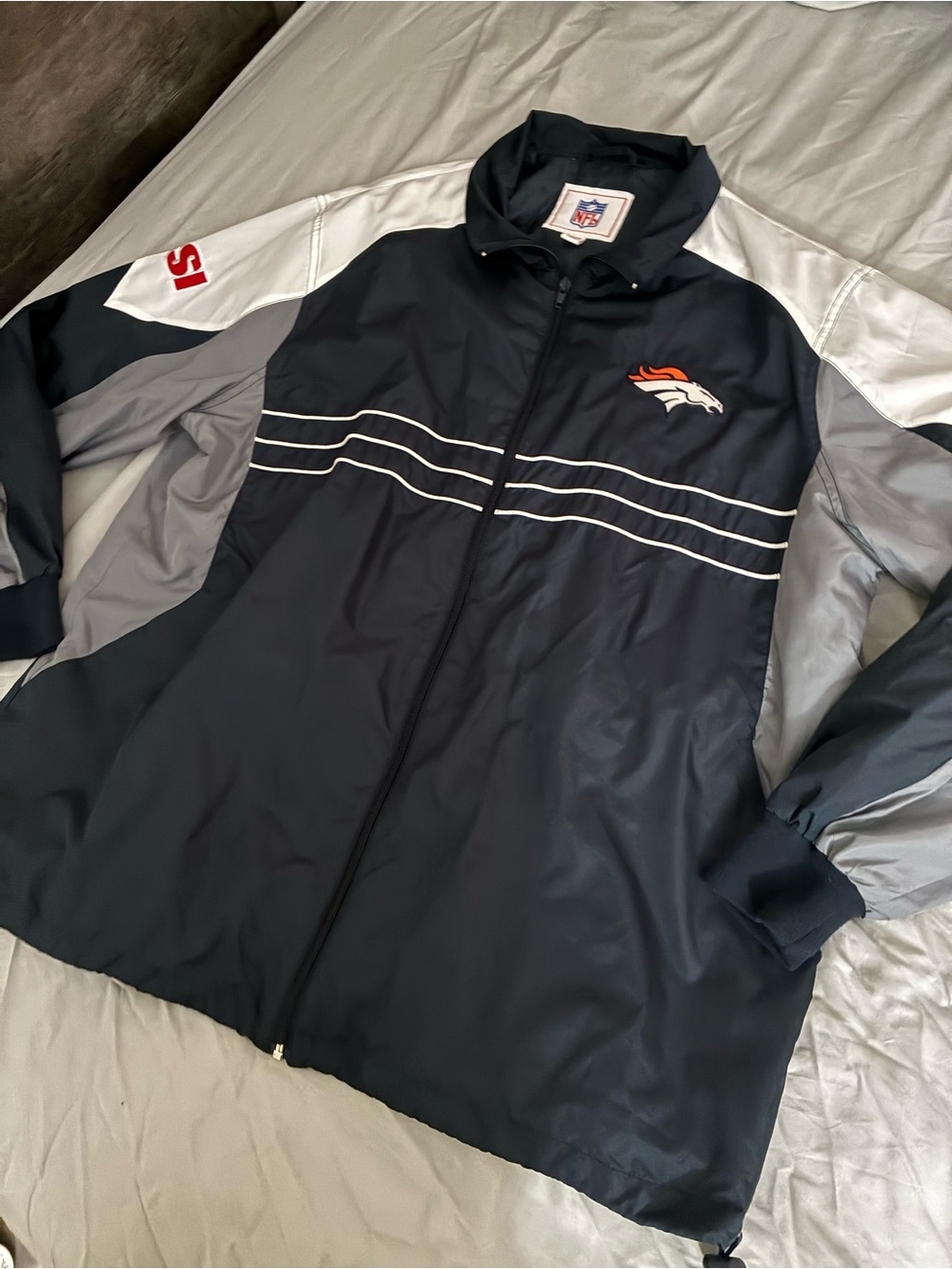 Denver Broncos SI Long Sleeve Windbreaker NFL (Check Measurements For Size)